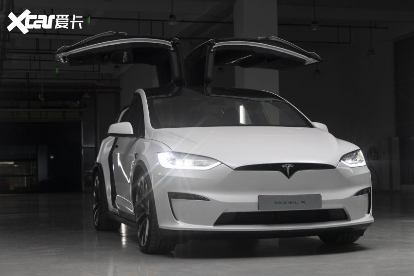 斯拉Model X PlaidAG真人性能怪兽 抢先体验特(图1)