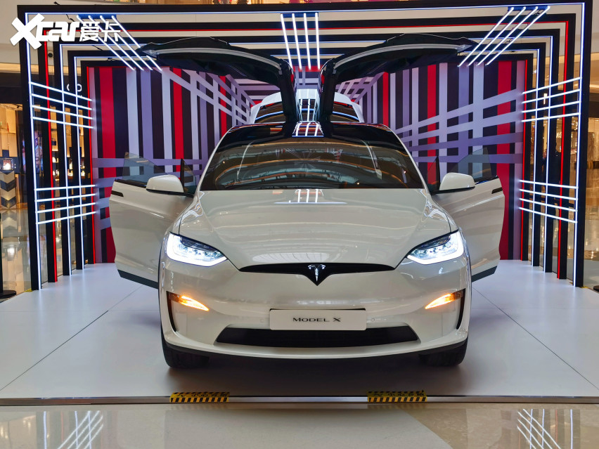 斯拉Model X PlaidAG真人性能怪兽 抢先体验特(图2)