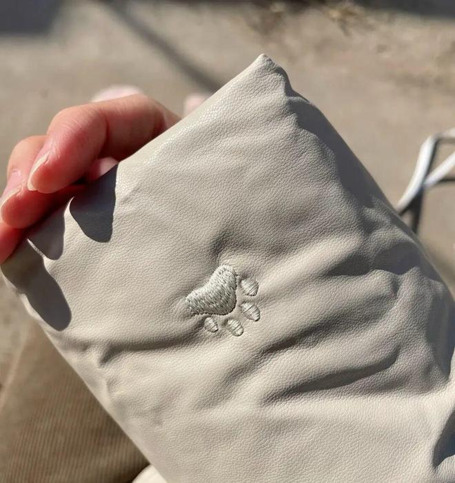 们个个杏林圣手心灵手巧具象化了！AG真人平台论给羽绒服续命妈妈(图21)